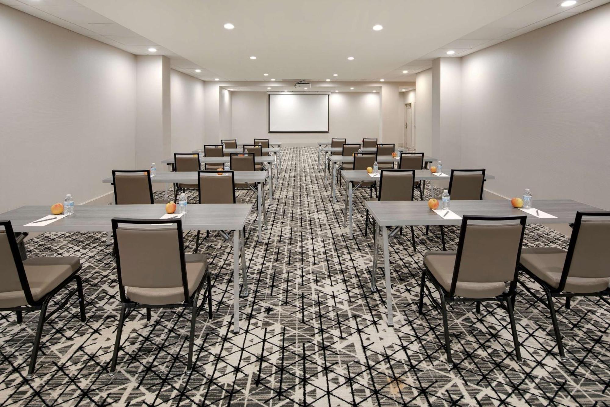 Embassy Suites By Hilton Atlanta Perimeter Center Sandy Springs Eksteriør bilde