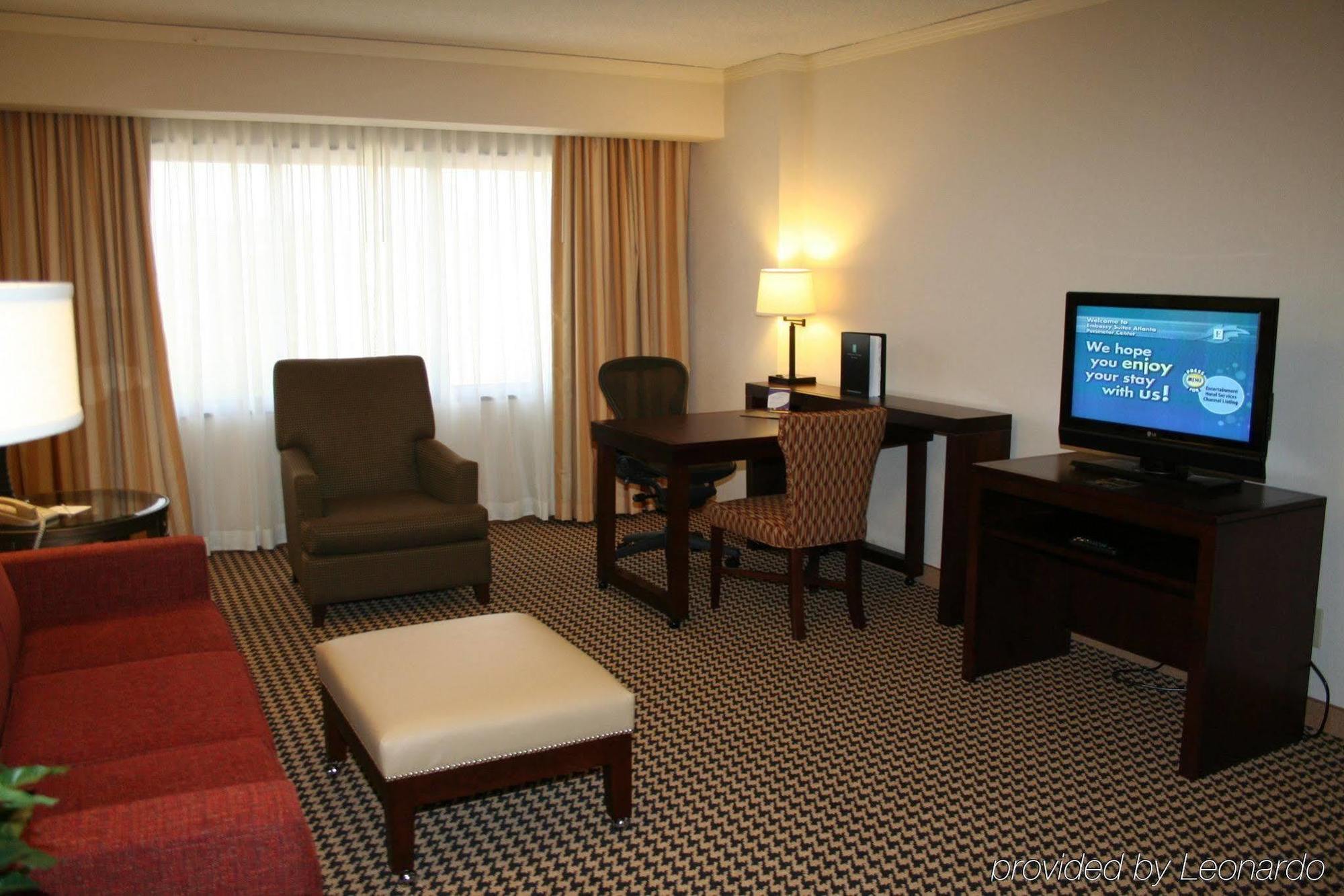 Embassy Suites By Hilton Atlanta Perimeter Center Sandy Springs Rom bilde